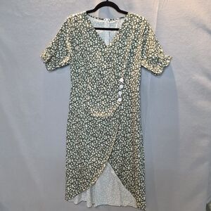 Womens Floral Green Wrap Dress Size Large NEW